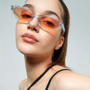 Gafas de Sol Retro de Moda al por Mayor, Color Caramelo, Protección UV400, Montura Ovalada Pequeña Transparente, para Hombre y Mujer - Product Image 2