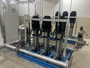 Pompe centrifuge verticale multi-étages à fréquence variable en acier inoxydable SMKN pour applications à eau propre à haute pression - Product Image 2