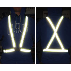 <span class=keywords><strong>Gilet</strong></span> réfléchissant personnalisable en polyester avec logo imprimé, vêtement de <span class=keywords><strong>sécurité</strong></span> en polyester - Product Image 6