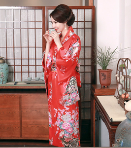 Nouveau kimono <span class=keywords><strong>japonais</strong></span> <span class=keywords><strong>traditionnel</strong></span>, imprimé populaire de fleurs, pyjama pour femmes, robe de peignoir surdimensionnée - Product Image 2