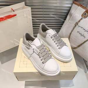 Sneaker Firmate in <span class=keywords><strong>Pelle</strong></span> all'Ingrosso per <span class=keywords><strong>Donna</strong></span> e Uomo di Marchi Famosi, Scarpe Unisex da Uomo di Lusso da Corsa, Sneaker <span class=keywords><strong>Bianche</strong></span> Personalizzate 2024 - Product Image 6