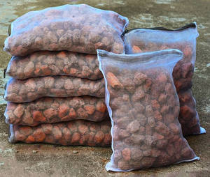 วัสดุกรองน้ำในตู้ปลาและกลางแจ้ง กรีนแลนด์ บล็อกหินลาวา ทนทาน เป็นมิตรกับสิ่งแวดล้อม สำหรับน้ำพุและบ่อปลา - Product Image 2