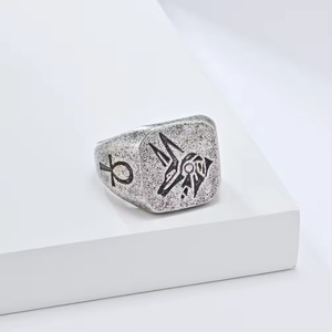 Anello alla Moda in Acciaio Inossidabile con Testa di Lupo Anubis Guardiano, Gioiello Retrò dell'Antico Egitto - Product Image 5