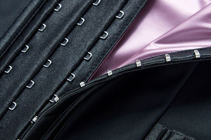 Short de sudation amincissant avec logo personnalisé, taille élastique, gaine sculptante et ceinture d'entraînement, écologique, antibactérien, avec rembourrage fessier - Product Image 4