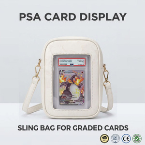 Bolso Cruzado <span class=keywords><strong>de</strong></span> Cuero PU Personalizado para Hombre, Caja <span class=keywords><strong>de</strong></span> Almacenamiento <span class=keywords><strong>de</strong></span> Tarjetas Impermeable con Ventana Transparente, Apto para Coleccionistas <span class=keywords><strong>de</strong></span> TCG y Fanáticos del Anime - Product Image 1