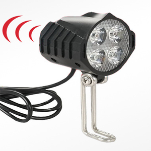 Nouveau projecteur LED de <span class=keywords><strong>vélo</strong></span> électrique pliant Super lumineux lampe frontale haute luminosité avec klaxon intégré - Product Image 6