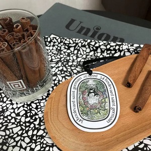 Ambientador <span class=keywords><strong>de</strong></span> Coche <span class=keywords><strong>de</strong></span> Papel <span class=keywords><strong>de</strong></span> Algodón con Aroma a Cono - Perfume para Coche <span class=keywords><strong>de</strong></span> Larga Duración (30 Días), Fragancia Moderna para el Espejo Retrovisor - Product Image 6