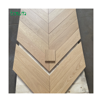 Parquet en bois d'ingénierie de luxe, chêne européen, chevron, 15 mm, système à languettes et rainures, finition brossée AB, multicouche