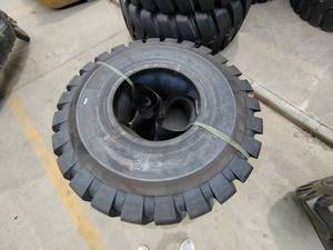 चीनी कारखानों में व्हील लोडर टायर की कीमत 23.25, 20.5-25, 17.5-25 है। विभिन्न सिग्नल टायर - Product Image 3