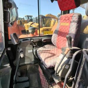 Kullanılmış Doosan DX55 Mini Ekskavatör 5.5 Ton Sıfır Kuyruk Dönüşlü Orijinal Motor Kompakt Tasarım İkinci El Makine İyi Durumda - Product Image 6