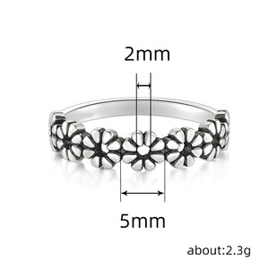 Anello Floreale alla Moda, Design Minimalista ed Elegante, Gioiello da Donna in Stile Naturale per Uso Quotidiano - Product Image 3