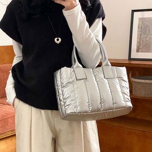Nouveau Sac à Main Bandoulière de Qualité Supérieure pour Femme, Sacs Fourre-Tout en Nylon Matelassé pour Fournisseurs - Product Image 6