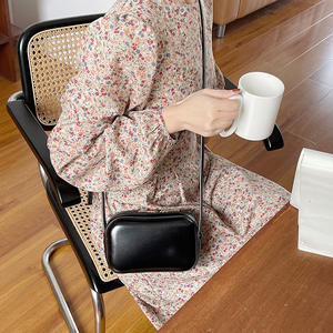 Mini sac à bandoulière pour femme version coréenne polyvalente, petit sac carré à la mode pour téléphone portable, nouvelle collection <span class=keywords><strong>2023</strong></span> - Product Image 2