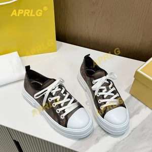 Zapatillas Deportivas de Plataforma con Cordones para Mujer Michaeles, Cómodas y Casuales, con Forro de Cuero Genuino, Planas para Todas las Temporadas Kors - Product Image 2