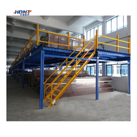 Mezzanine en acier de plate-forme de travail de mezzanine Mezzanine en métal avec 2 ou 3 planchers Mezzanine de Q235B avec l'escalier et le déflecteur de jupe
