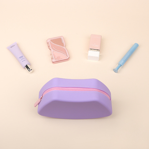 Borse di Tendenza 2026: Pochette Trucchi in Silicone a Forma di Nave, Beauty Case <span class=keywords><strong>da</strong></span> Viaggio in Silicone, Organizer <span class=keywords><strong>da</strong></span> Viaggio con Cerniera per Ragazze - Product Image 2