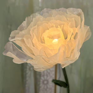 Grande Fiore di Seta Elettrico Apribile e Chiudibile per Decorazioni Matrimoniali, Esposizioni, Abbellimento Vetrine e Creazione di Scenari - Product Image 3