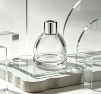 Bouteille diffuseur en verre transparent à épaule courte DY-C-123 50ml, flacon de parfum vide de luxe pour hôtel, aromathérapie, impression personnalisée