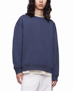 Sweat-shirt en tricot à col rond surdimensionné pour homme, couleur unie, style minimaliste, vêtements d'automne - Product Image 1