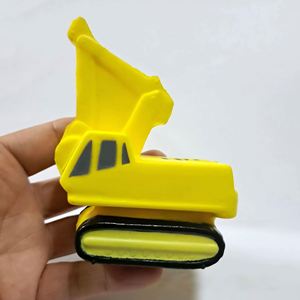 Jouets anti-stress personnalisés en forme de pelle rétrocaveuse, cadeaux promotionnels pour l'industrie de la construction, pour événements et publicité - Product Image 3