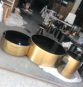 Mesa de Centro Moderna de Metal Martillado, Estilo Hada, Restauración, Herrajes de Acero Inoxidable, Tapa Redonda de Vidrio, Juego de 2 Mesas de Centro Grandes - Product Image 6