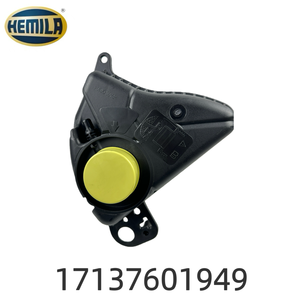 HEMILA Ricambi Auto 17137601949 17137647283 17137806038 Serbatoio <span class=keywords><strong>Radiatore</strong></span> Sistema di Raffreddamento Compatibile con <span class=keywords><strong>BMW</strong></span> F10 F18 Serie 5 - Product Image 3