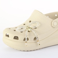 Breloques en plastique nacrées en forme de nœud et de rose pour sabots, décorations de chaussures à chaîne détachable, accessoires DIY pour Crocs