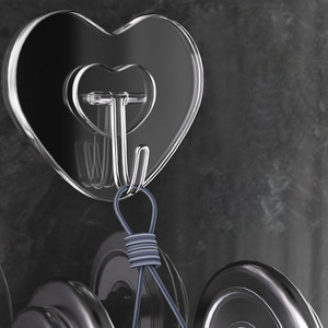 Gancio Adesivo Trasparente a Cuore Senza Foratura, Senza Tracce, Resistente per Bagno, Cucina, Porta, Appendiabiti, Borsa, Fissaggio Sicuro - Product Image 1