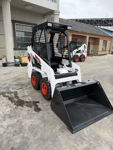 Chargeuse compacte Bobcat S70 d'occasion avec godet, performances stables pour travaux d'ingénierie - Product Image 2