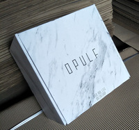 Boîte d'expédition en carton ondulé personnalisée à faible MOQ avec logo imprimé pour cosmétiques, recyclable, pour envoi aérien