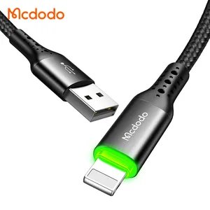 Зарядные кабели Mcdodo со светодиодной подсветкой, автоматическое отключение, быстрая зарядка мобильных устройств, USB-кабели для синхронизации данных для iPhone