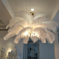Candelabro de plumas rosas Decoración de dormitorio Lámpara colgante Luz de techo de cobre Cafetería bar Librería Lámpara colgante