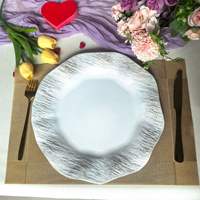 Assiettes de présentation en plastique de 13 pouces, abordables, pour mariages et événements, vente en gros