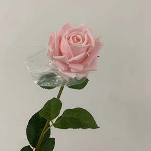 Vente flash - Roses artificielles réalistes <span class=keywords><strong>de</strong></span> couleur rose, à longues tiges, pour la maison, les mariages, les centres <span class=keywords><strong>de</strong></span> <span class=keywords><strong>table</strong></span> <span class=keywords><strong>de</strong></span> Noël, la Saint-Valentin - Product Image 1
