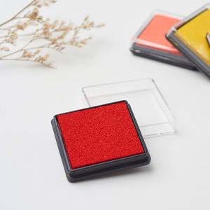 Usine directe Mini tampon encreur en plastique coloré maternelle doigt peinture outil de frottement petit tampon encreur matériaux pour usage de bureau - Product Image 1