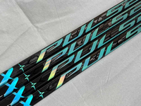 Nouveau modèle de bâton de hockey sur glace très vendu, toutes couleurs (jaune, vert), haute qualité, faible résistance au coup de patin, JR INT SR