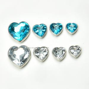 14mm <span class=keywords><strong>16mm</strong></span> 18mm 27mm 아크릴 크리스탈 플랫 백 버튼 하트 모양 모조 다이아몬드 의류 신발 가방 장식용 돌에 바느질 - Product Image 3