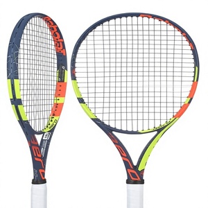 Raqueta de Tenis Pro Staff 97 Blanca y Roja con Logotipo W, Fibra de Carbono, Uso Profesional en Exteriores, Duradera, Estilo Universal, 16x19 Cuerdas - Product Image 3