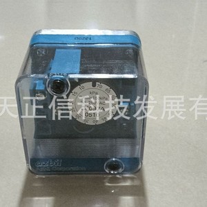 azbilC6097A0510 - Product Image 4