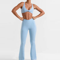 Ensemble de yoga sportif : pantalon évasé taille haute pour un effet push-up, ensemble deux pièces pour la gym et le yoga, pour une silhouette sublime