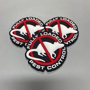 Écussons en caoutchouc PVC personnalisés avec logo 3D, transfert silicone gaufré à chaud, étiquettes en dentelle thermocollantes pour corde Velcro - Product Image 1