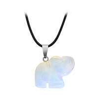Collier pendentif éléphant en pierre précieuse naturelle sculptée à la main, cordon noir de 18 pouces, cristal de guérison des chakras, bijoux animaliers, collier ras du cou pour femmes