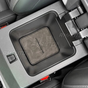 แผ่นรองแก้วน้ำในรถยนต์ ทำจากหนัง สำหรับ Mitsubishi Outlander 2023 อุปกรณ์ตกแต่งรถยนต์ - Product Image 4