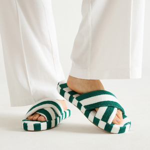 <span class=keywords><strong>Pantoufles</strong></span> d'intérieur rayées pour femmes avec étiquette tissée personnalisée, semelle en mousse à mémoire de forme, plateforme en tissu <span class=keywords><strong>éponge</strong></span>, mules croisées - Product Image 2