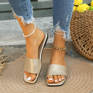 Qlfashion รองเท้าแตะขนาดพลัสไซส์สำหรับผู้หญิง, รองเท้าแตะสตรีทรงสี่เหลี่ยมหัวแบนพื้นด้านล่างแบนสวมใส่สบาย Cool231231ชายหาด231ใหม่สำหรับฤดูร้อน - Product Image 2