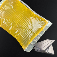 Colle thermofusible PSA résistante aux hautes températures pour le collage des panneaux d'isolation de chauffage par le sol en mousse EPS, XPS, PU