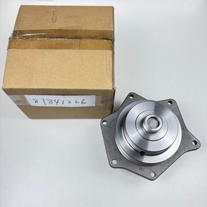 Nouvelle pompe à eau 87841226 82847714 87801641 pour TM115 TM135 TM150 Haute qualité - Product Image 6