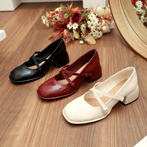 Elegant 2025 Red Baotou Mary Jane Vintage Bridal <strong>Shoes</strong> Chunky Wedding Chunky Sandals for Women - Product Image 4