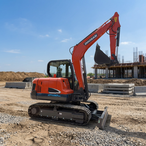 Mini-excavatrice sur chenilles d'occasion Doosan DX60-9 d'origine coréenne, petite excavatrice à vendre - Product Image 1