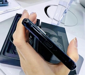 Smartphone 5G de Classe A en Gros pour S21 <span class=keywords><strong>S22</strong></span> <span class=keywords><strong>Ultra</strong></span> Débloqué Android Original S9 S10 S21 Plus S20 <span class=keywords><strong>Ultra</strong></span> Téléphone Portable d'Occasion - Product Image 3